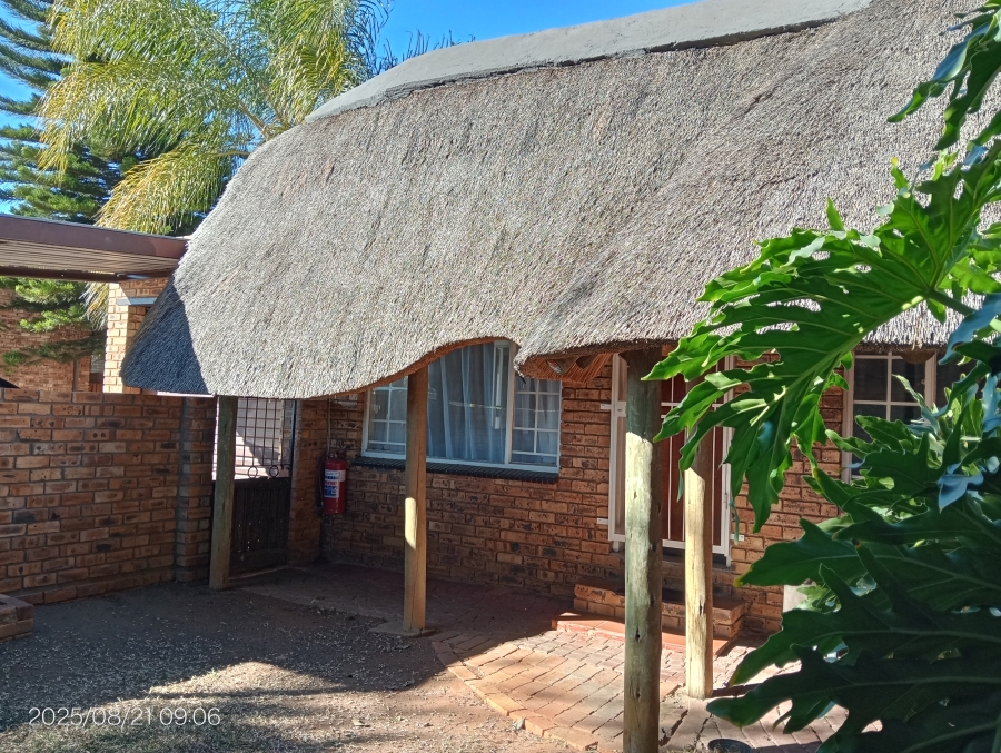3 Bedroom Property for Sale in Safari Gardens North West